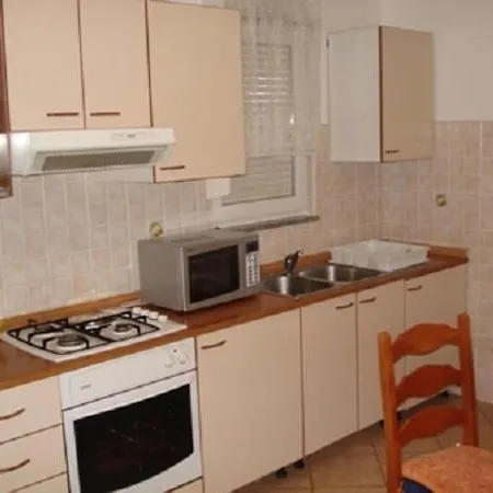 In With Terrace, Air Conditioning, Wifi, Washing Machine 633-1