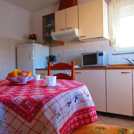 In With Terrace, Air Conditioning, Wifi, Washing Machine 633-1 דירה *