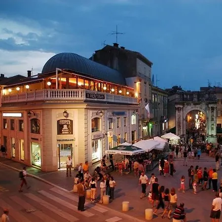 דירה In With Terrace, Air Conditioning, Wifi, Washing Machine 633-1