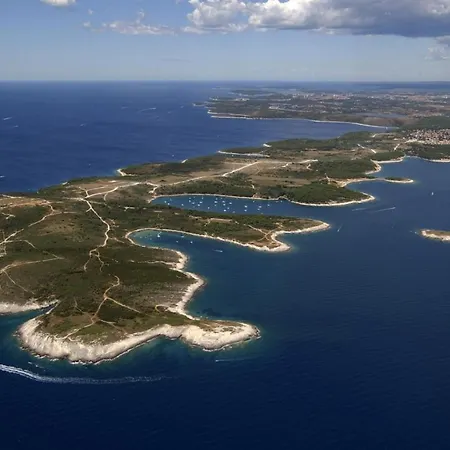 아파트 In With Terrace, Air Conditioning, Wifi, Washing Machine 633-1 풀라