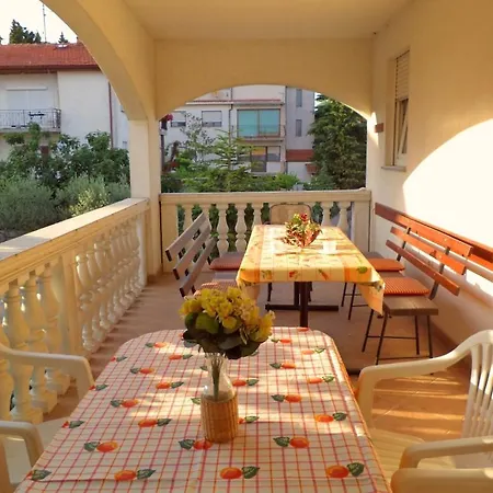 In With Terrace, Air Conditioning, Wifi, Washing Machine 633-1 Pula