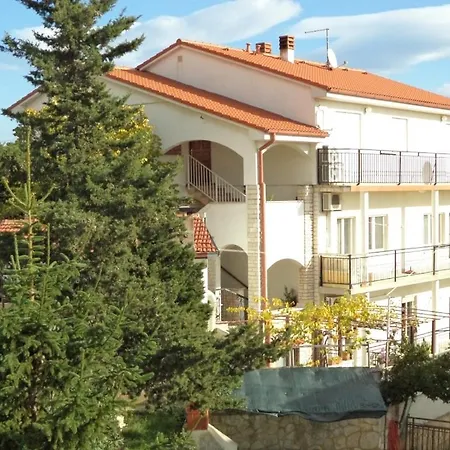 In With Terrace, Air Conditioning, Wifi, Washing Machine 633-1 Apartment