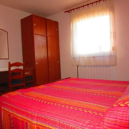 In With Terrace, Air Conditioning, Wifi, Washing Machine 633-1 Apartment Pula