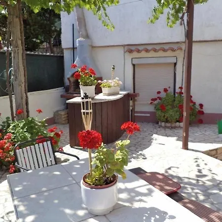 In With Terrace, Air Conditioning, Wifi, Washing Machine 633-1 Pula