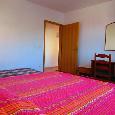 In With Terrace, Air Conditioning, Wifi, Washing Machine 633-1 Apartment *