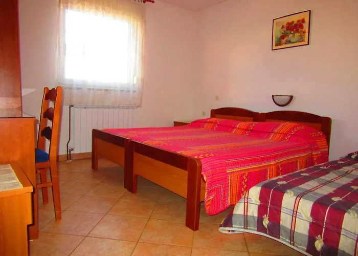 In With Terrace, Air Conditioning, Wifi, Washing Machine 633-1 Apartamento *