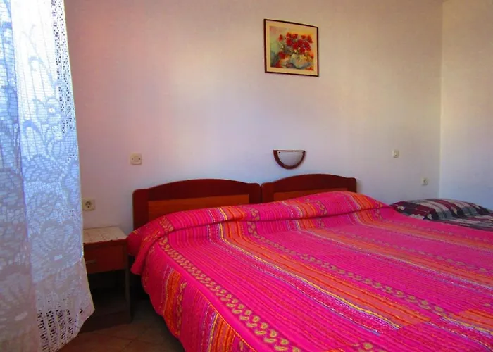 In With Terrace, Air Conditioning, Wifi, Washing Machine 633-1 Apartamento *