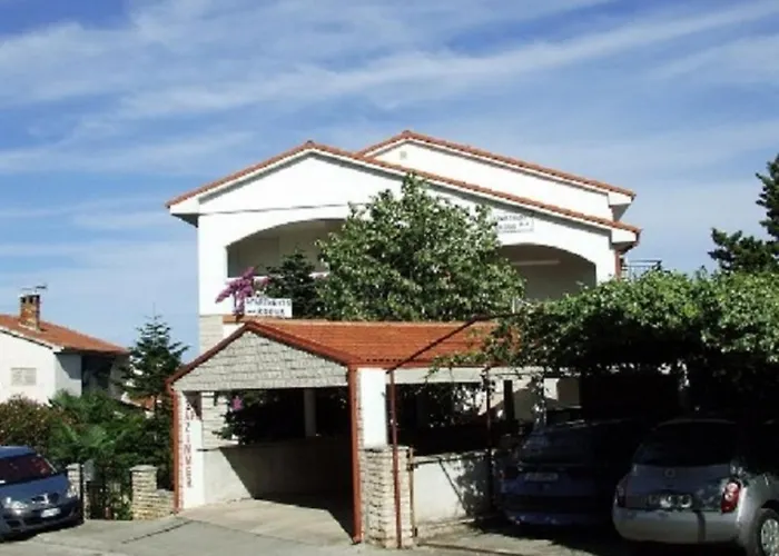 In With Terrace, Air Conditioning, Wifi, Washing Machine 633-1 Apartamento *