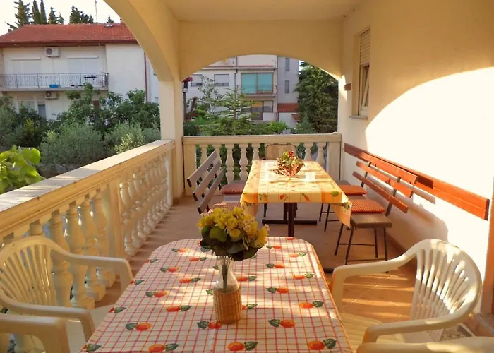 In With Terrace, Air Conditioning, Wifi, Washing Machine 633-1 Pula