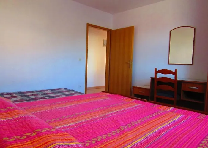 In With Terrace, Air Conditioning, Wifi, Washing Machine 633-1 Apartment *